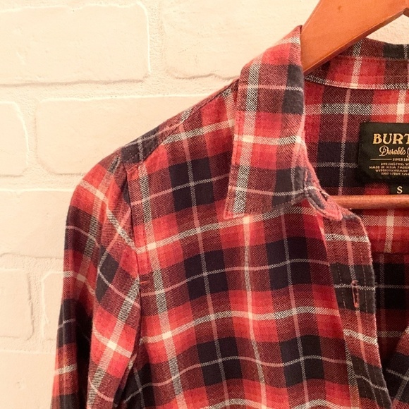 Burton Women’s button down Shirt Plaid Flannel 100% cotton Grungy S - Picture 10 of 14